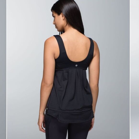 Lululemon Black Elevate Tank Top 10 Luxtreme Excellent DrawString Waist - Picture 3 of 12